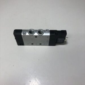 NEW Festo CPE14-M1BH-5L-1-8 5/2 Way Solenoid Valve *Fast Shipping! - Image 3