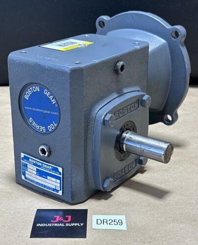 NEW - Boston Gear 700 Series F718-15-B5-G C Face Right Angle Reducer 15:1 1.13Hp Main Image