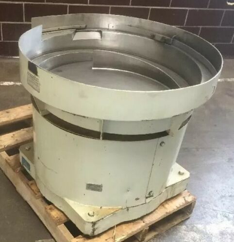 Syntron Magnetic Parts Feeder Model EB2E 115V F.O CC Warranty Main Image