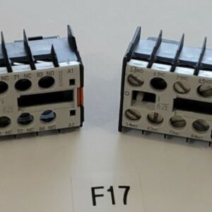 *PREOWNED* LOT OF 2 SIEMENS Auxiliary Switch Blocks 2NO+2NC contact + Warranty! - Image 1