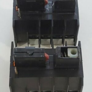 *PREOWNED* LOT OF 2 SIEMENS Auxiliary Switch Blocks 2NO+2NC contact + Warranty! - Image 7