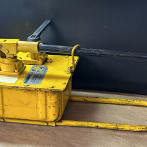 ENERPAC P462 Two Speed ULTIMA Steel Hydraulic Hand Pump 453 in3 Usable Oil￼ 🇺🇸 - Image 6