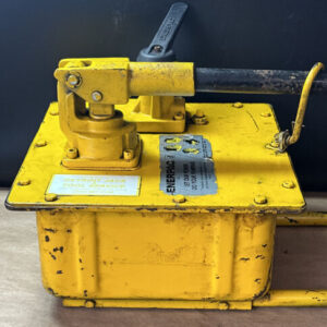 ENERPAC P462 Two Speed ULTIMA Steel Hydraulic Hand Pump 453 in3 Usable Oil￼ 🇺🇸 - Image 7
