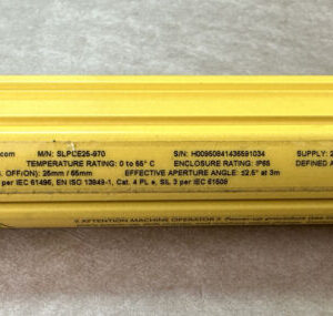 NEW- Banner Engineering SLPCE25-970 Safety Light Curtain 24VDC 0.1-7meters 🇺🇸 - Image 2