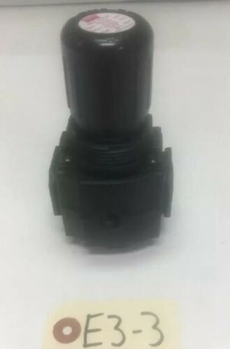 Dayton 4ZM18 Air Regulator 300 PSI 1/2" Warranty! Fast Shipping! Main Image