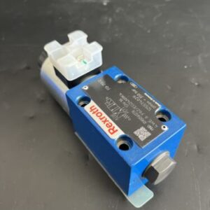NEW Rexroth R978017748 Valve 4WE6Y62/EG24N9K4/62 Solenoid Valve + Warranty - Image 3