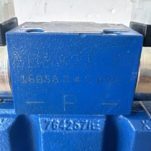 NEW- Rexroth 4WE6J62/EG24N9K4/B10 4WEH10Q14-47/6EG24N9EK4/B10 Hyd. Directional V - Image 3