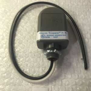 * New Cooper Power Systems Storm Trapper H.E. Surge Arrester 526F ASZH # - Image 1