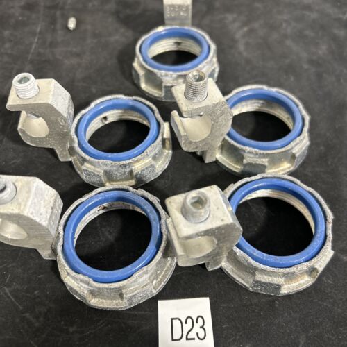 (5) NEW T & B 3883 1-1/4" INSULATED GROUNDING BUSHING WIRE RANGE #8 TO 2/0 Main Image