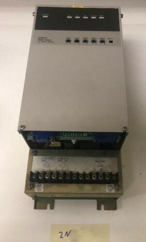 Omron R88D-RA05 AC Servo Drive R88DRA05 R88D-RAO5 R88DRAO5 Driver Control Main Image
