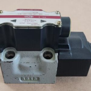 *PREOWNED* Toyooki HD3-2S-BcA-03A-WYA2 Solenoid Directional Valve + Warranty! - Image 5