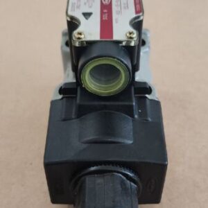 *PREOWNED* Toyooki HD3-2S-BcA-03A-WYA2 Solenoid Directional Valve + Warranty! - Image 6