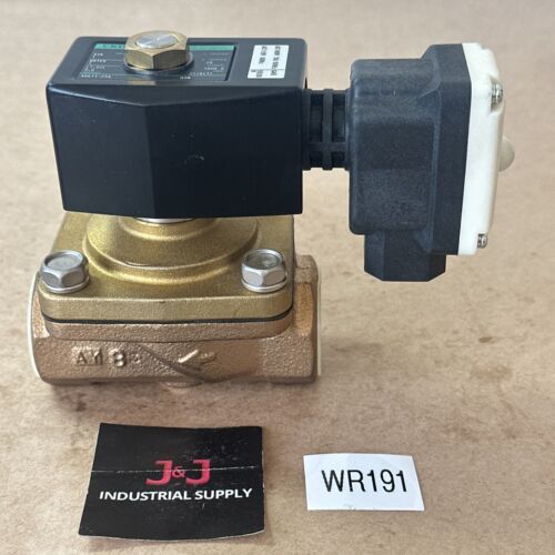 NEW NO BOX- CKD ADK11-25A 03M Solenoid Valve Air/Water/Oil 100/110VAC 50/60Hz Main Image