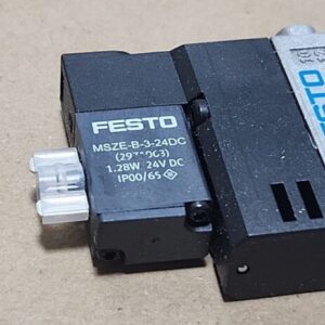 *NEW* Festo CPE14-M1BH-3GL-1/8 Solenoid Valve 1/8" Threaded 196929 + Warranty! - Image 4