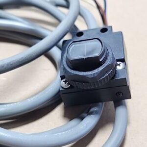 *NEW* Banner SE612LV Econo-Beam Self-Contained Photoelectric Sensor + Warranty! - Image 4