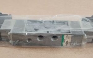 *BRAND NEW* CKD 4F330-08 Solenoid Valve 24Vdc 0.15-1.0 MPa + Warranty! - Image 3