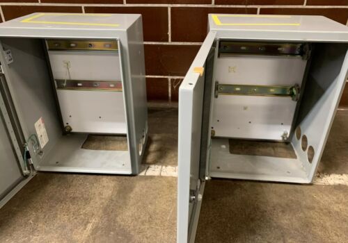 PREOWNED, GOOD CONDITION- International Power IF24-12 230/240VAC 3A / 51419 🇺🇸 Main Image