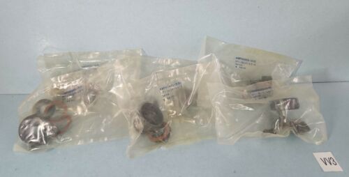 *NEW*FACTORY SEALED* AMPHENOL 97-3057-12-6 CIRCULAR CONNECTORS***LOT OF 6! Main Image