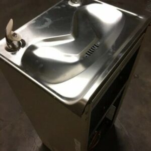 Elkay EFA8L1Z Floor Mounted Single Drinking Station Cooler Operated Light Gray - Image 5