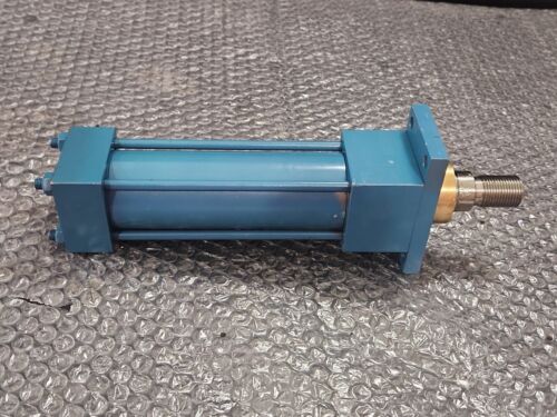 New Factory Sealed Festo MCH-3-1/2 S (7983) Solenoid Valve *Fast Shipping* Main Image