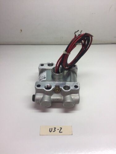 Skinner Parker 4 Way Solenoid Valve V935LX15C *Fast Shipping* Warranty! Main Image