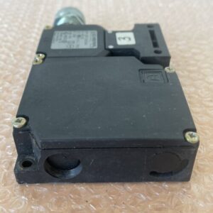 PREOWNED- Schmersal AZM160-14YRPKA Interlock Safety Switch 24VAC/DC || Warranty! - Image 7