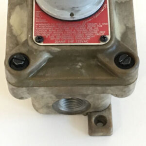 *Pre~Owned* Appleton N1D75-2023 Receptacle 20A 1HP 125VAC + *Warranty* - Image 3
