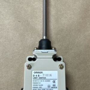 BRAND NEW- Omron Corp D4B-7181N Limit Switch AC-15 2A/400V VDE0660 Part200 IP67 - Image 4