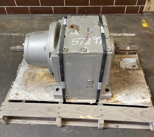 Nord Gear SK 72W Inline Gearbox 10:84:1 Ratio 1766 RPM 163 Output RPM Main Image