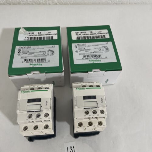 New Schneider Electric CAD32B7 Control Relay, (Lot Of 2) Fast Shipping! Main Image