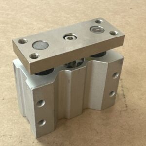 BRAND NEW- SMC MGQL16-10 Double Piston Pneumatic Cylinder 16mm Bore 10mm Stroke - Image 5