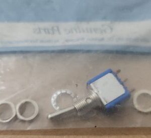 *NEW* Miller 011770 Toggle Switch Spdt 6A 125Vac On-None-On Solder Term Warranty - Image 4