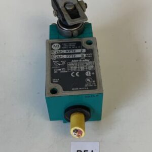 USED ALLEN BRADLEY, 802MC-AY12, LIMIT SWITCH, W/LEVER ARM FAST SHIPPING! - Image 1