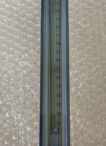 PREOWNED- DWYER VA22440 Variable Area Glass Flowmeter || Warranty & Fast Shipped - Image 2