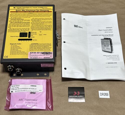 NEW NO BOX- OMRON STI M6 Safety Mat Controller 43938-0012 / MC6AC-0012 AC/DC Main Image