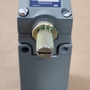 *PREOWNED* Square D 9007C66A2 Series A Limit Switch Type A600 R300 + Warranty! - Image 9