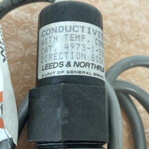 USED- LEEDS & NORTHRUP CONDUCTIVITY CELL WITH TEMP. COMPENSATOR 4973-1-333-7-000 - Image 2