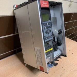 Danfoss VLT6008 Drive GT4CN1STR3DLF00A00C0 5.5kW/7.5Hp 380/460VAC *Warranty* - Image 2