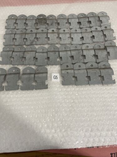 (38 Single) B-Line Steel 3/4" Rigid Strut Strap Conduit Clamp B2009 Main Image