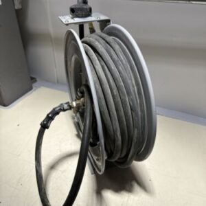 Klutch Auto Rewind Air Hose Reel W/3/8in. x 50ft. Hose 300 PSI *Warranty* - Image 6