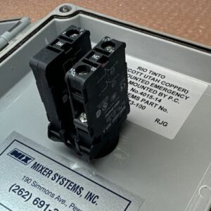 (2) NEW- HOFFMAN START/STOP Button Enclosures W/ Allen Bradley Start/Stop Switch - Image 6