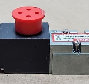 *NEW SURPLUS* Numatics 031SA400E000061 Solenoid Valve 150Psig 24Vdc + Warranty! - Image 5