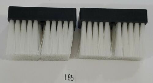 *NEW* LOT OF 2 Krones 8-082-23-203-G Bottling Machine Brush 4” x 2-3/4" Warranty Main Image