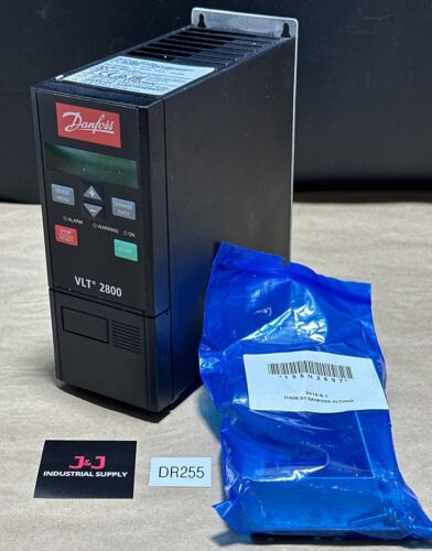 NEW NO BOX Danfoss VLT 2800 Control Frequency Inverter 134H2362 220-240V, 0.9kVA Main Image