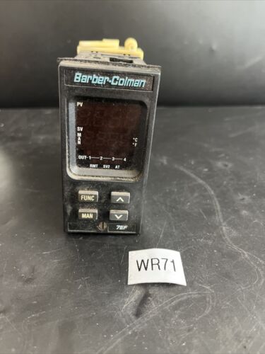 Used- NNB Barber Colman 7EF931113000 Temperature Controller Main Image