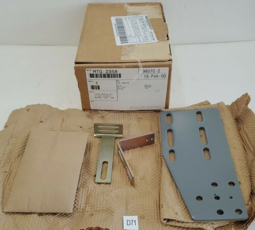 *NEW* Fisher 4211 Electronic Transmitter 476 size 86 Actuator Mounting Kit Main Image