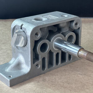 NEW- Wilden 08-3126-01 PX4/PX8 Center Block Assembly for 2" Air Operated Pump - Image 2