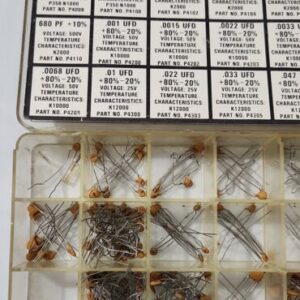 *NEW SURPLUS* LARGE LOT Of Digi-Key Panasonic Tantalum Capacitors 220PF Warranty - Image 7