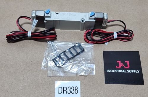 *NEW SURPLUS* SMC SY5240-5HZE 5-Port Solenoid Valve Base Mount 0.7MPa + Warranty Main Image
