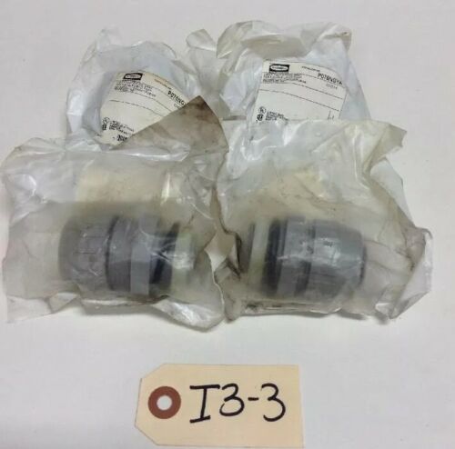 *NEW* LOT OF 4 HUBBELL P075NGYA NONMETALLIC CONDUIT FITTING 3/4" *Fast Shipping Main Image